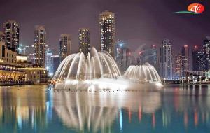 Dubai Fountain Boardwalk 